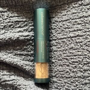 Color science brush on sunscreen